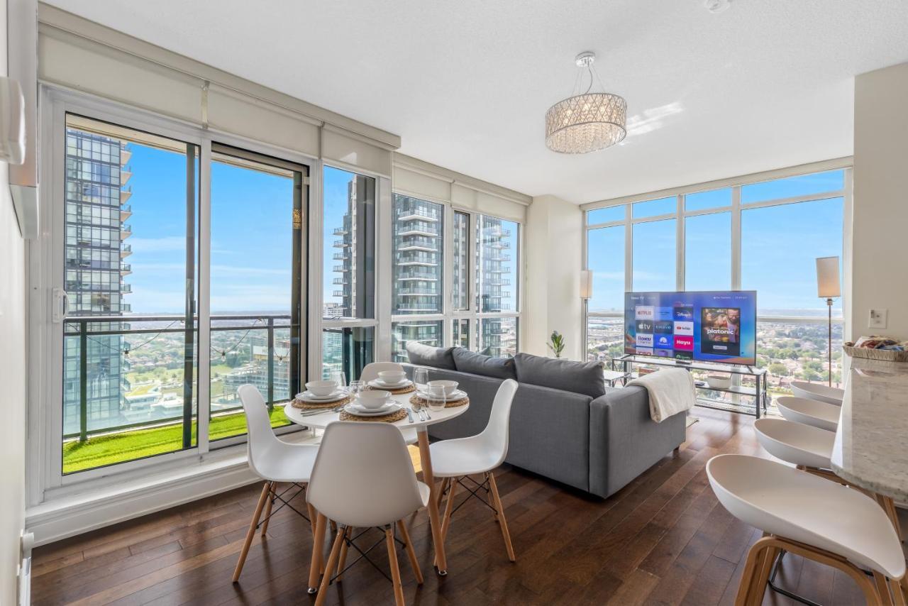 Ultra Luxurious 2.5 Bedroom 2 Full Bathroom 1 Parking Condo Near Sq1 Striking Views Mississauga Eksteriør billede